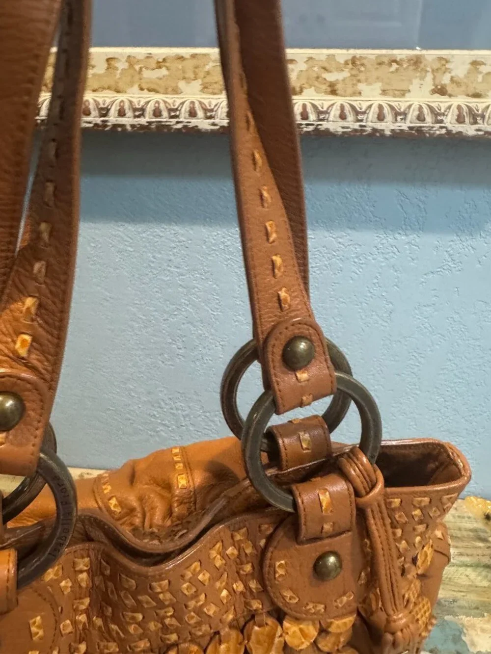 EUC ISABELLA FIORE ORANGE/BROWN FULL CIRCLE BAG